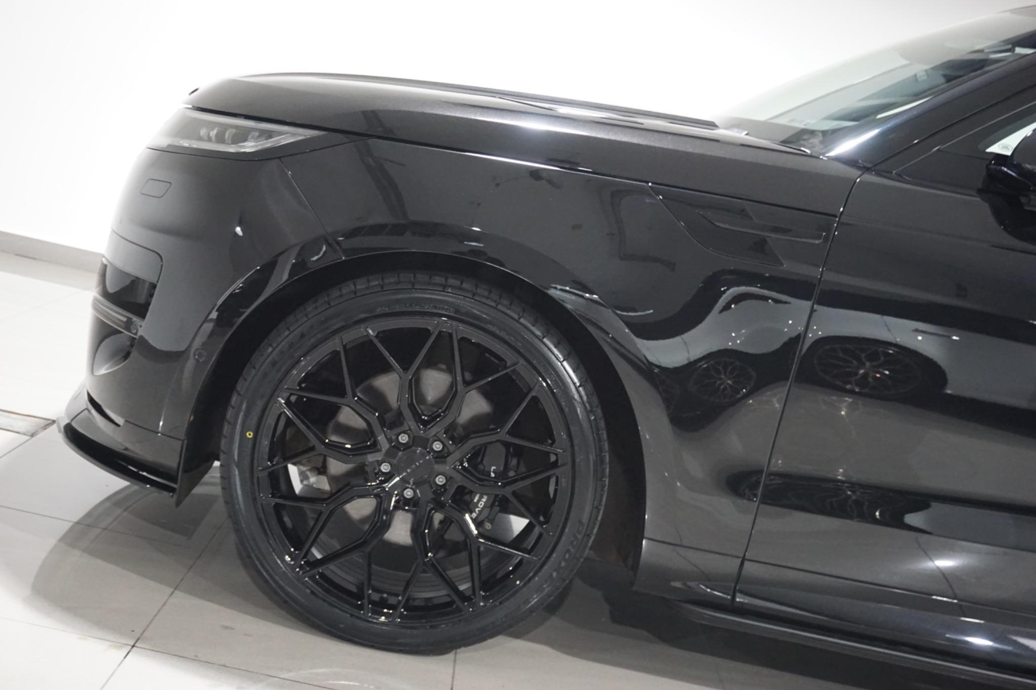 Land Rover Range Rover Sport 3.0 D300 MHEV Dynamic SE Auto 4WD Euro 6 (s/s) 5dr